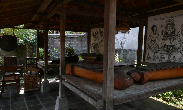 Tingklik Music Area